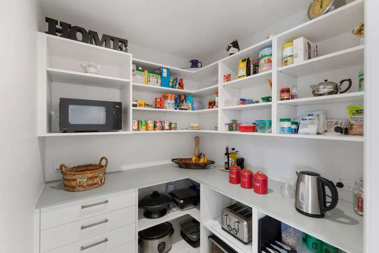 1 Corsica Court Fitzherbert_8