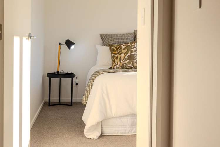 2/99 King Street Sydenham_22