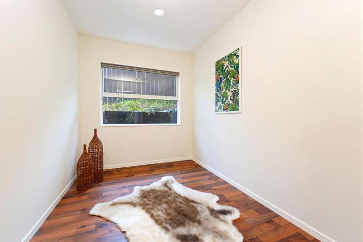 240 Sturges Road Henderson_16