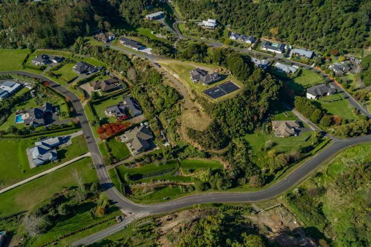 40 Pengary Lane Pyes Pa_8