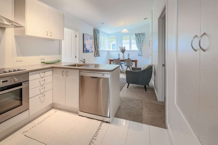 35 Crown Street North East Valley_10