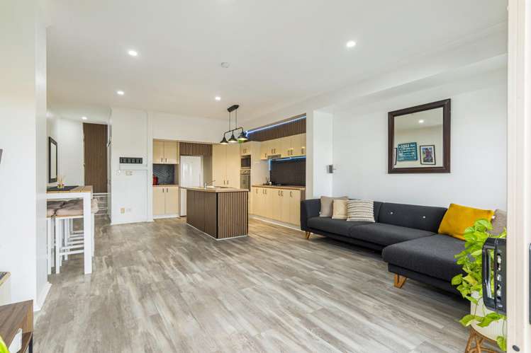 8 Quarter Deck Lane_1