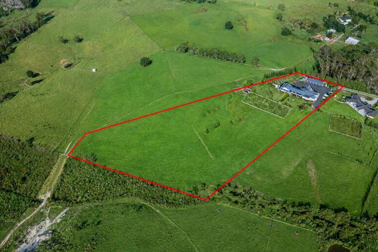 44 Arone Way Wainui_4