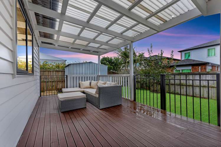 19 Carrickdawson Drive Flat Bush_33