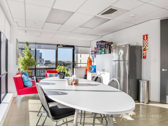 B/100 Carlton Gore Road Newmarket_2