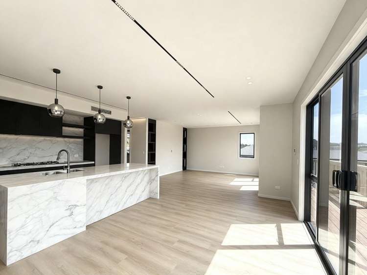 101 Skulander Crescent_2