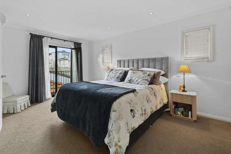 25 Bridgefield Crescent Flat Bush_15