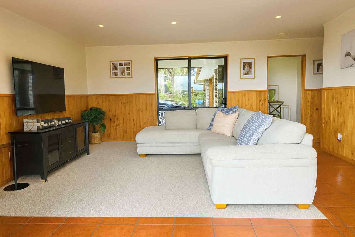 18 Pataua North Road_5