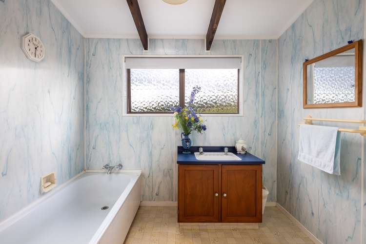 82 Barrett Road Whalers Gate_13