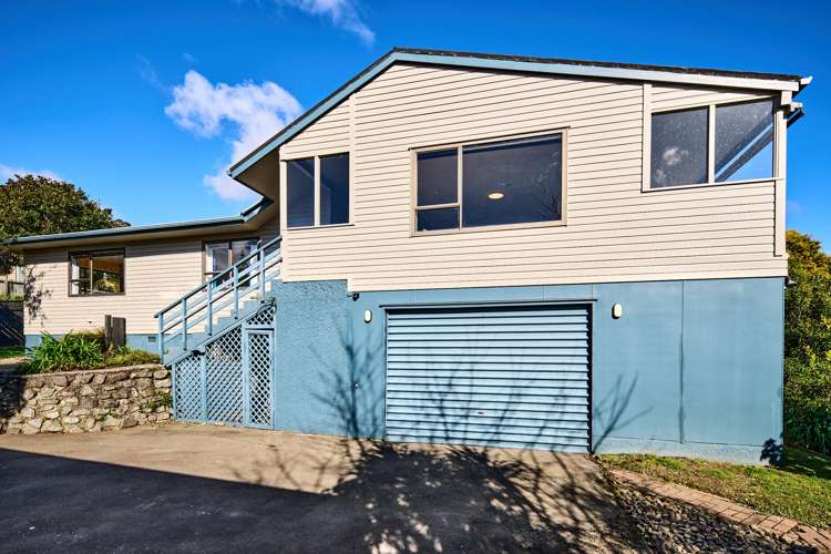 84 Leeward Drive Whitby_17