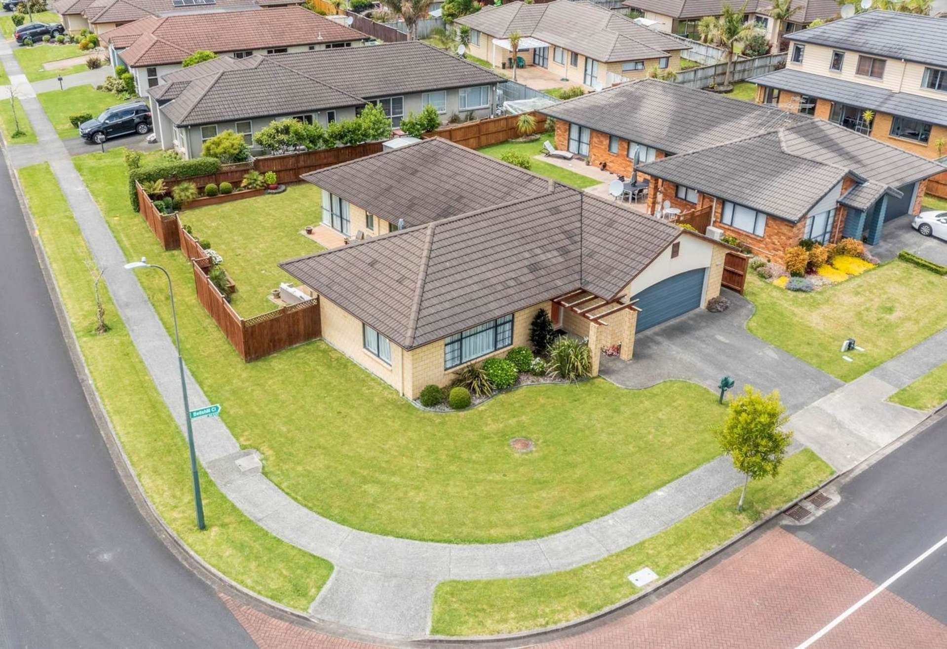 2 Bellshill Close Wattle Downs_0