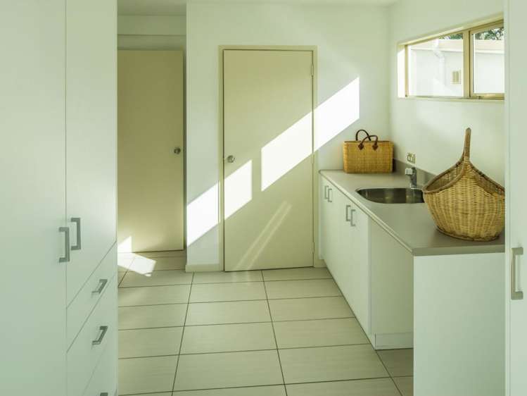 233 Marine Parade Eastbourne_10