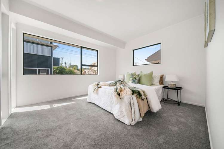 1/43 Williamson Avenue Belmont_16