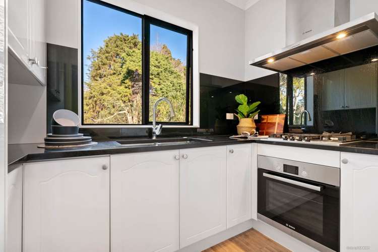 11a Sea View Terrace Cockle Bay_25