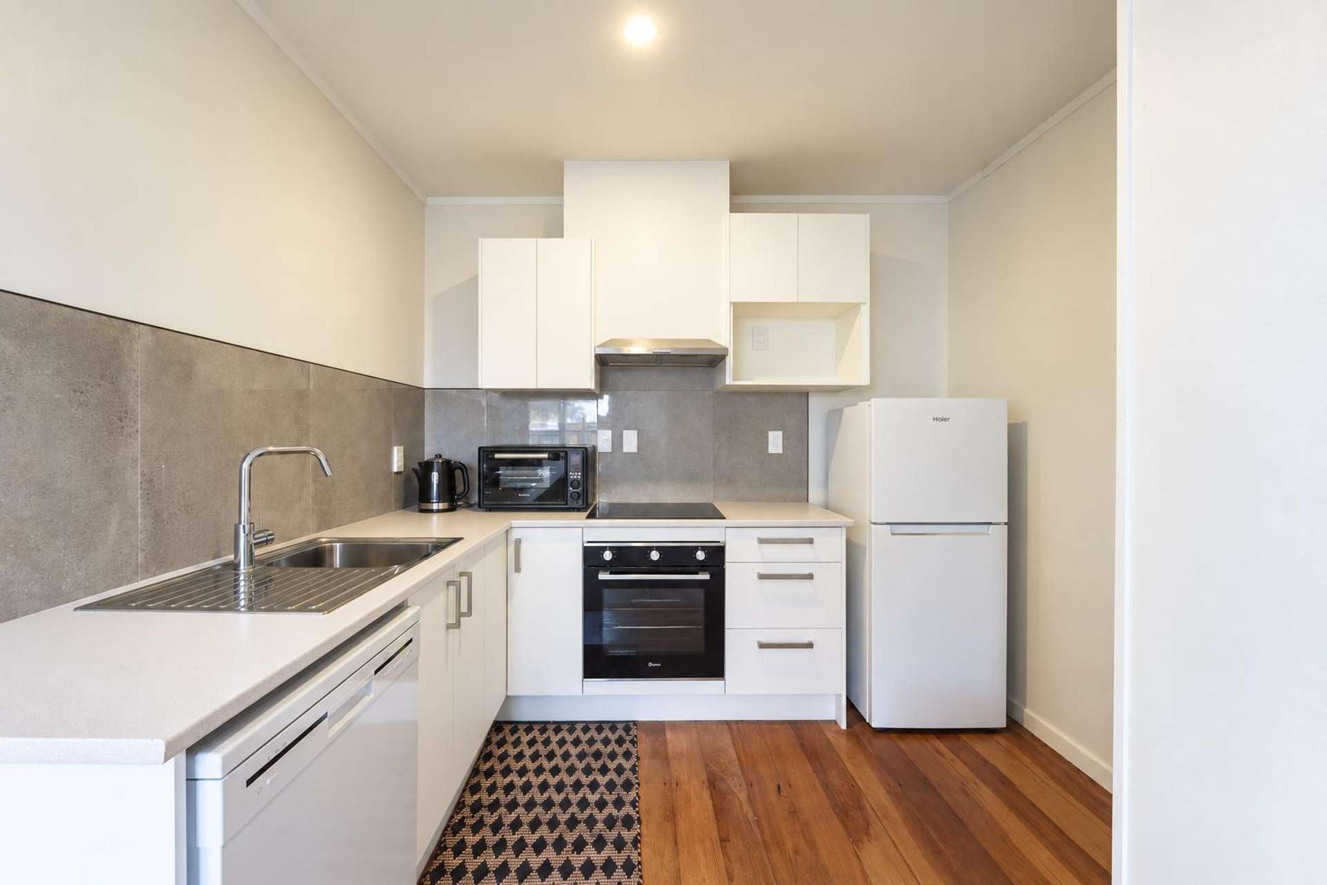 3/3 Littler Street Hamilton East_0