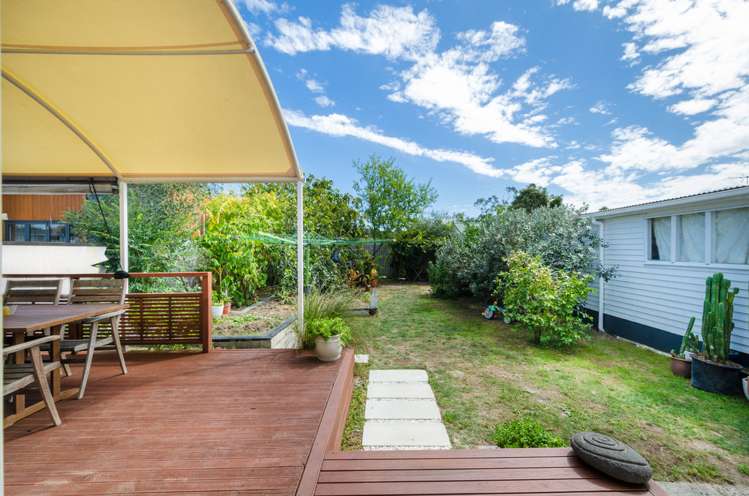 20 Tamariki Avenue Kelston_20