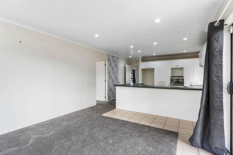 27 Lothian Brae Manurewa_5