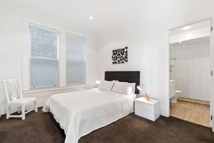 10 Shannon Street Mount Victoria_32