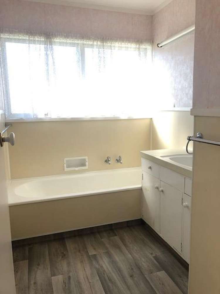 76a Cook Street Howick_13