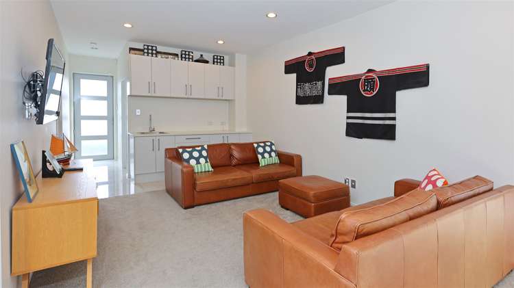 114 Lake Panorama Drive Henderson Valley_7