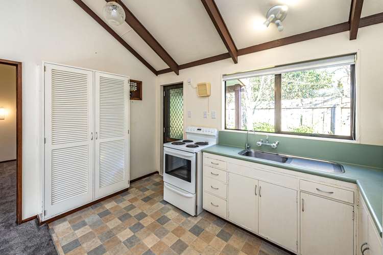 7 Milne Street Hunterville_13