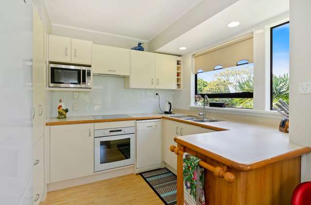 2/27 Gills Avenue Papakura_3