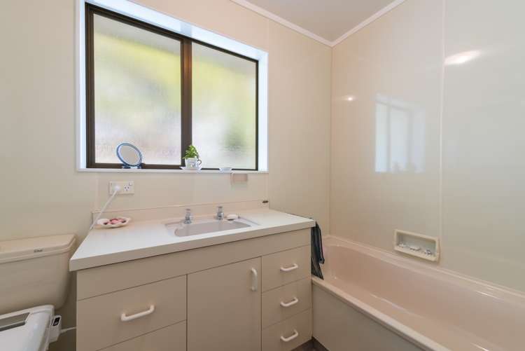 4a Hobhouse Street Stoke_8