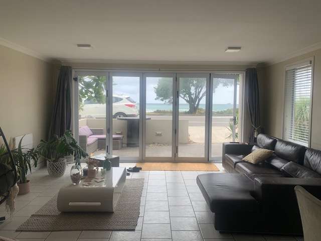 2/171 Marine Parade Mount Maunganui_3