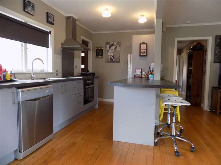 7 Chilcott Road Henderson_15