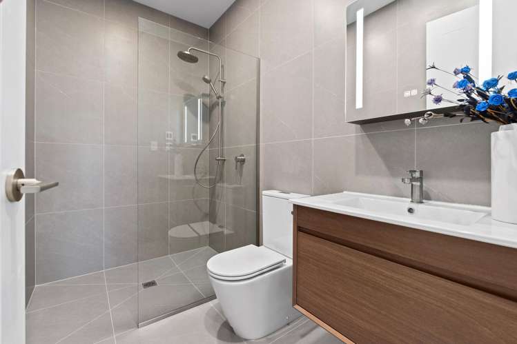 98 Huanui Drive Orewa_22