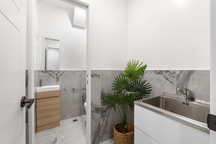 5/9 Blanes Road Weymouth_15