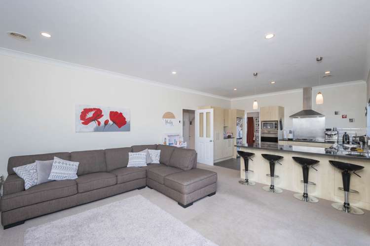 13 Moston Grove Churton Park_7