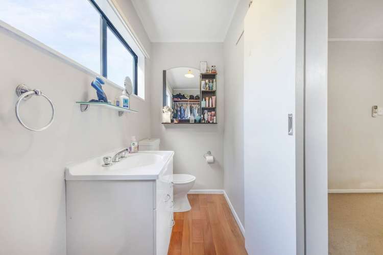 7A & 7 Gleneagles Grove Wattle Downs_15