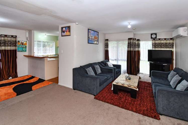 2/20 Ross Martin Court Conifer Grove_1
