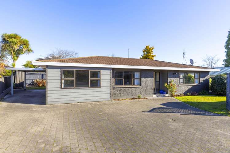 2/7 Kathleen Place Rainbow Point_0