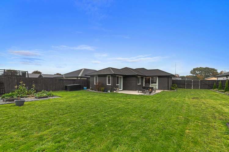 17 Stormlea Drive Southbridge_16