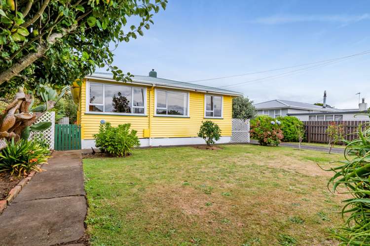 9 Bone Crescent Hawera_21