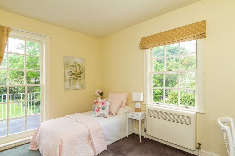 48 Barton Road Heretaunga_10