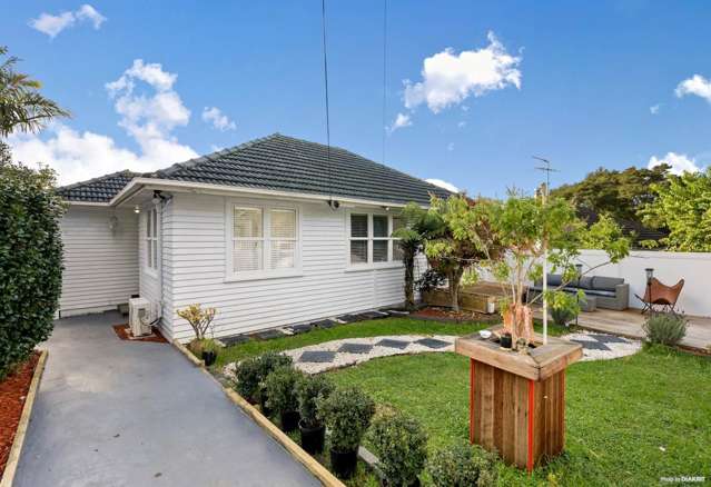 9 Golf Road New Lynn_1