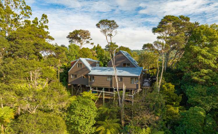 172 Huia Road Titirangi_27