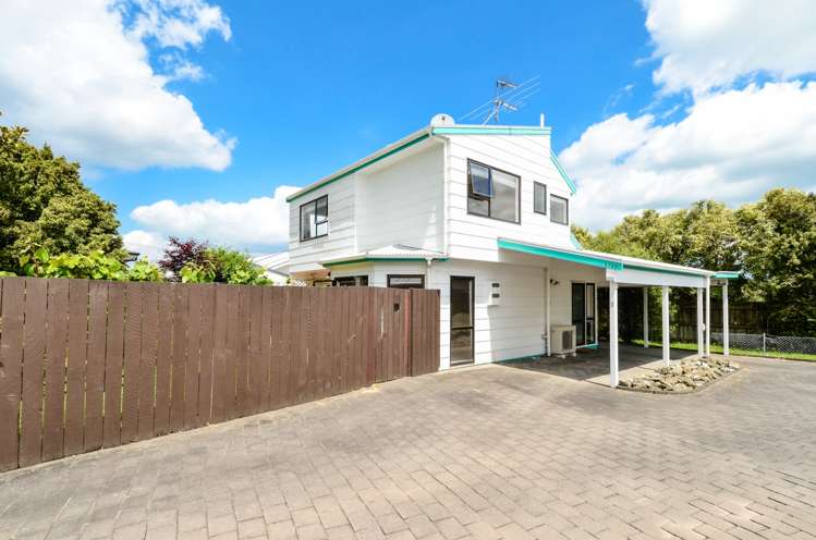 2/52 Rambler Crescent Beach Haven_13