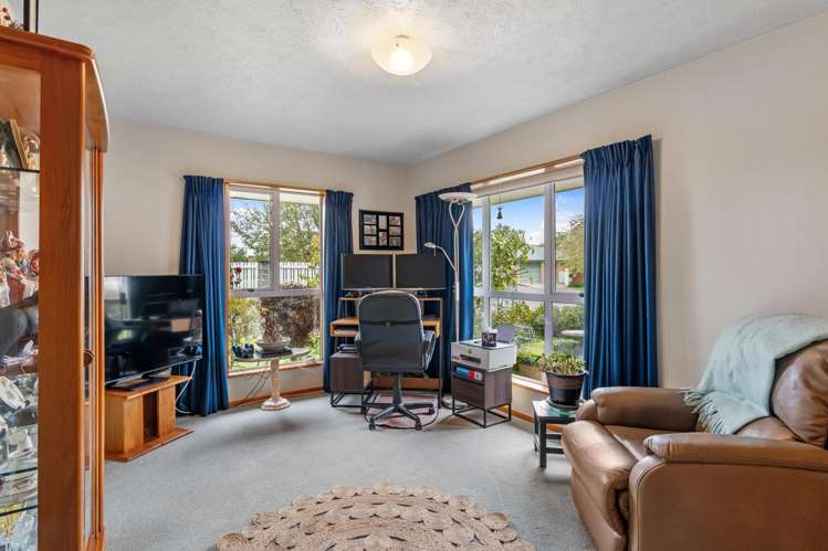 33 Oakden Drive Darfield_12