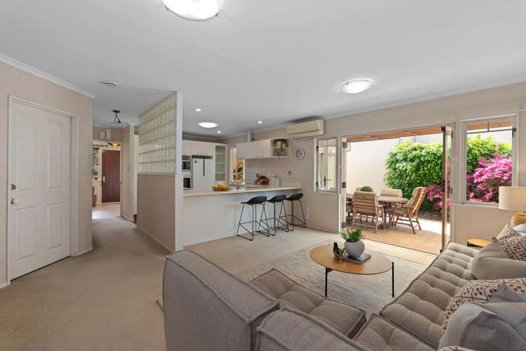 7 Huntaway Lane Te Atatu Peninsula_14