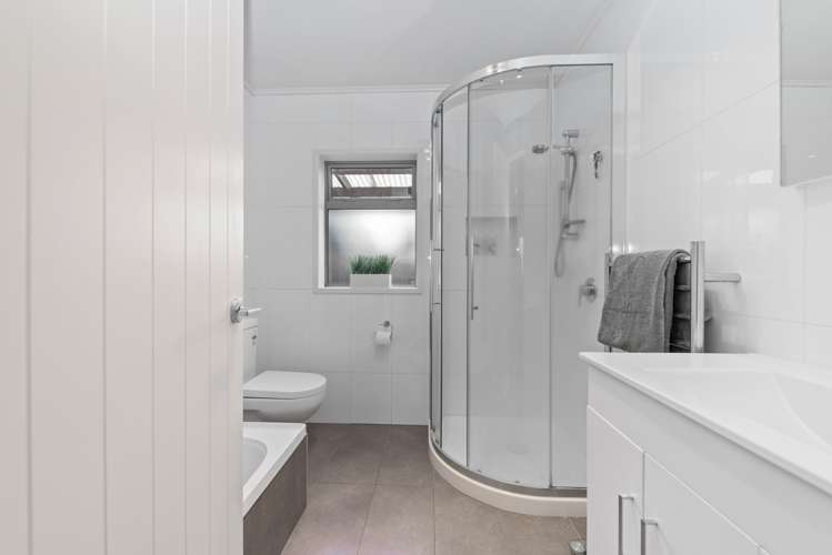 15 Corlett Street Utuhina_12