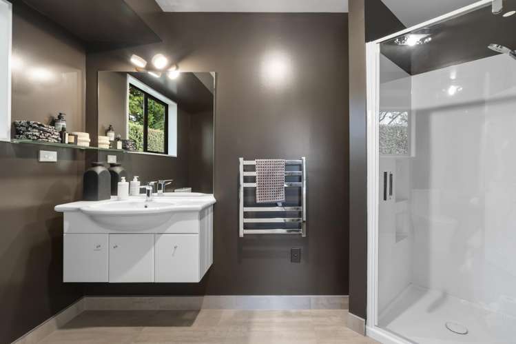 5 Aratia Way Richmond_10