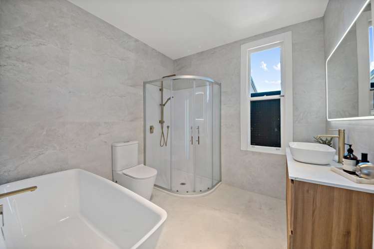 18 Sandringham Road Mt Eden_12