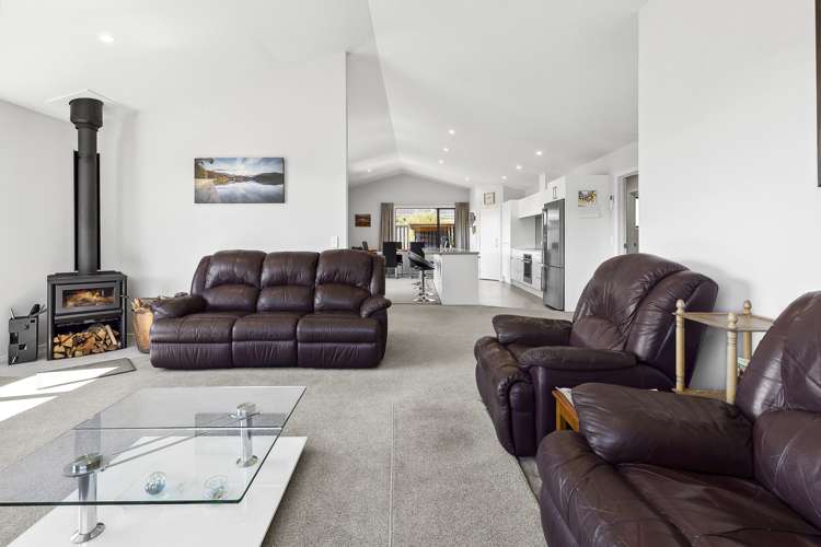 7 Wren Street Albert Town_5