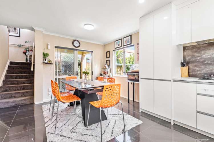 8 Dainton Place New Lynn_4