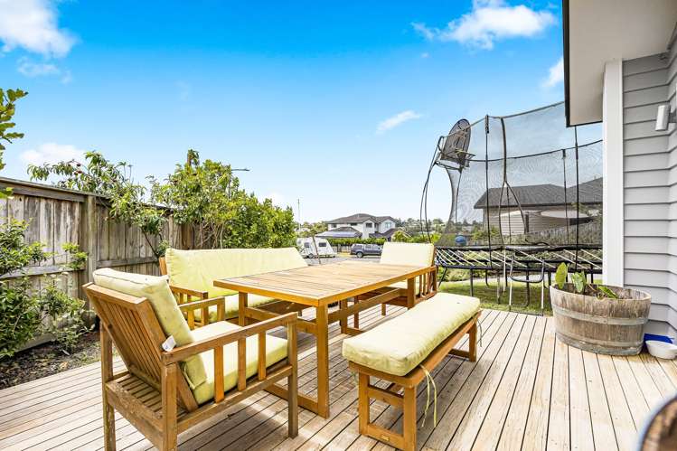 15 Somerset Place Stanmore Bay_11