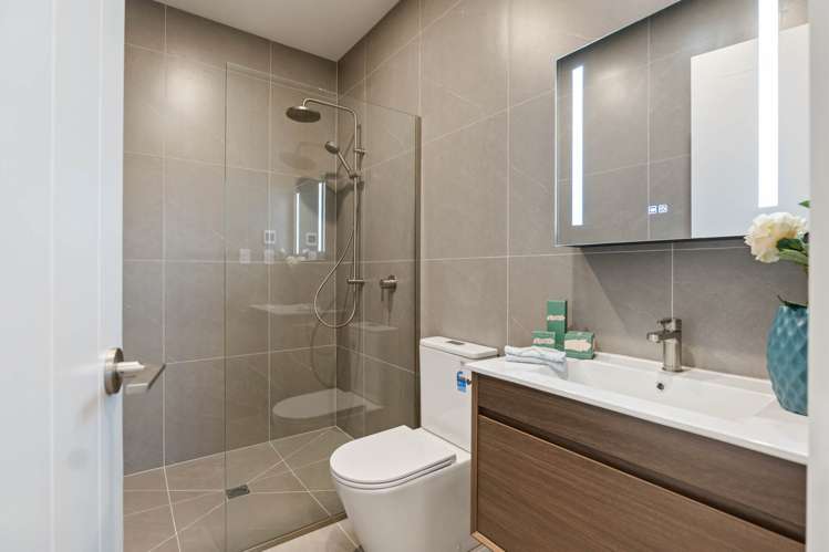 66 Huanui Drive Orewa_11